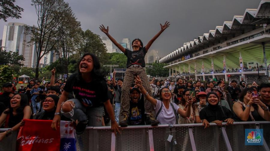 Keseruan Allo Fest 2025 di Istora Senayan, Jakarta, Sabtu (21/6/2025). (CNBC Indonesia/Faisal Rahman)