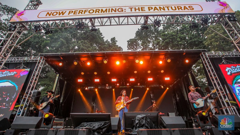 Keseruan Allo Fest 2025 di Istora Senayan, Jakarta, Sabtu (21/6/2025). (CNBC Indonesia/Faisal Rahman)