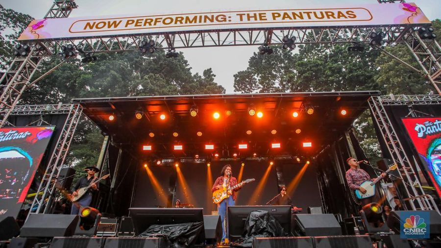 Keseruan Allo Fest 2025 di Istora Senayan, Jakarta, Sabtu (21/6/2025). (CNBC Indonesia/Faisal Rahman)
