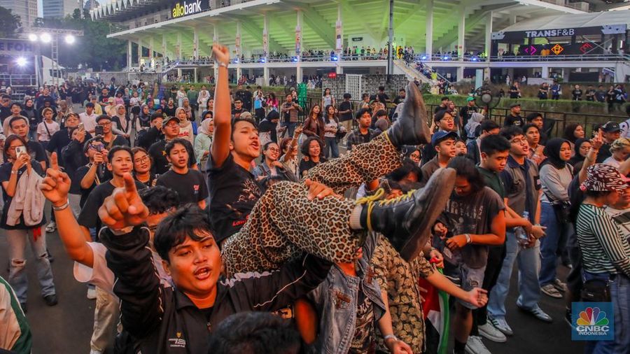 Keseruan Allo Fest 2025 di Istora Senayan, Jakarta, Sabtu (21/6/2025). (CNBC Indonesia/Faisal Rahman)