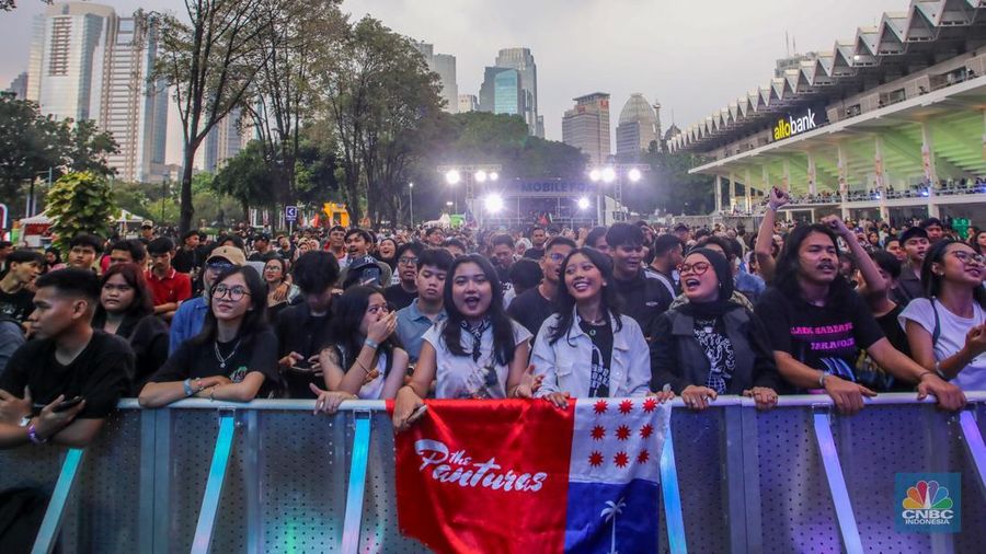 Keseruan Allo Fest 2025 di Istora Senayan, Jakarta, Sabtu (21/6/2025). (CNBC Indonesia/Faisal Rahman)