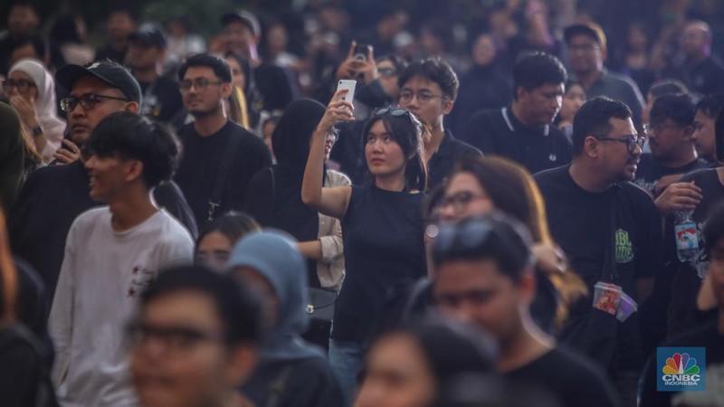 Keseruan Allo Fest 2025 di Istora Senayan, Jakarta, Sabtu (21/6/2025). (CNBC Indonesia/Faisal Rahman)