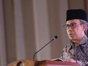 Amich Alhumami Resmi Pimpin IKA UPI, Dorong Alumni Kontribusi untuk Bangsa