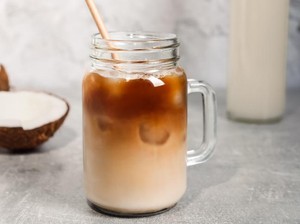 Racikan Kopi Kelapa yang Gurih ala Thai, Begini Cara Bikinnya!