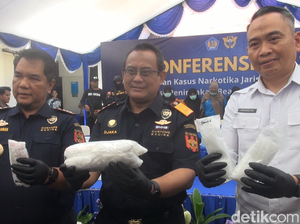 Sindikat Narkoba Selundupkan 2 Kg Sabu di Payudara Lewat Bandara Makassar