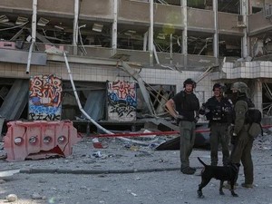 Rentetan Rudal Iran Hantam Kota Pelabuhan Haifa, 19 Orang Luka-luka