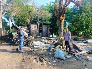 Rumah Kayu di Palembang Terbakar, Polisi Selidiki Penyebabnya