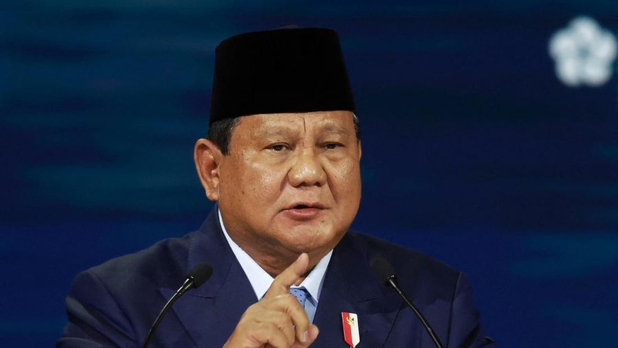 Presiden Indonesia Prabowo Subianto berpidato dalam sesi pleno Forum Ekonomi Internasional St. Petersburg (SPIEF) di Saint Petersburg, Rusia, 20 Juni 2025. (REUTERS/Anton Vaganov) Presiden Indonesia Prabowo Subianto berpidato dalam sesi pleno Forum Ekonomi Internasional St. Petersburg (SPIEF) di Saint Petersburg, Rusia, 20 Juni 2025. (REUTERS/Anton Vaganov)