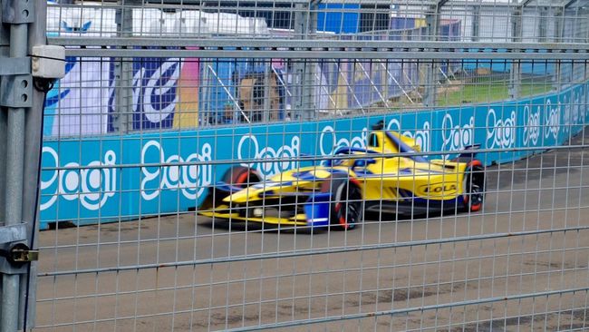 Bank Artha Graha Hadirkan Keseruan di Ajang Formula E Jakarta 2025