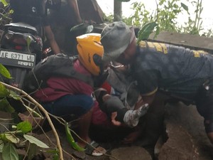 Tebing di Telaga Ngebel Longsor, 2 Wisatawan Tertimpa Batu Besar