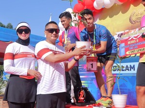 Meriahnya Rohil Bhayangkara Run Bawa Semangat Penghijauan Alam