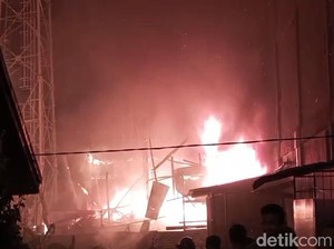 2 Rumah Warga di Palembang Ludes Dilalap Api, Diduga Korsleting Listrik