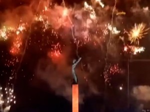 Video Nyanyi-Doa Bareng di Malam Puncak Perayaan HUT Jakarta
