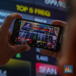 IHSG Menguat, Asing Koleksi Saham-Saham Ini