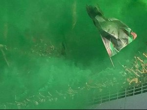 Tragedi di Liga Aljazair: 3 Tewas usai Pengaman Tribune Rubuh
