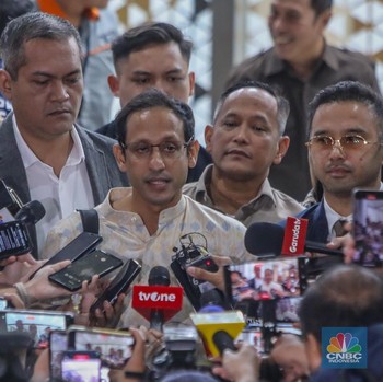 Hujan Rudal Balistik Iran Hingga Kejagung Periksa Nadiem Makarim