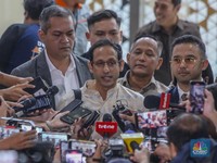 Hujan Rudal Balistik Iran Hingga Kejagung Periksa Nadiem Makarim