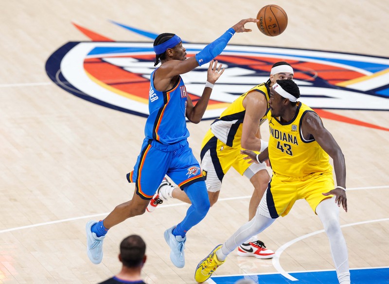 Oklahoma City Thunder berhasil jadi juara NBA 2025 usai mengalahkan Indiana Pacers 103-91 dengan skor pada gim ketujuh final NBA, Senin (23/6). Thunder juara dengan agregat 4-3. (IMAGN IMAGES via Reuters Connect/Kyle Terada) Oklahoma City Thunder berhasil jadi juara NBA 2025 usai mengalahkan Indiana Pacers 103-91 dengan skor pada gim ketujuh final NBA, Senin (23/6). Thunder juara dengan agregat 4-3. (IMAGN IMAGES via Reuters Connect/Kyle Terada)