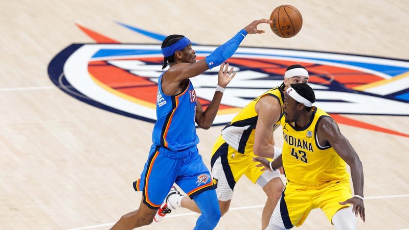 Oklahoma City Thunder berhasil jadi juara NBA 2025 usai mengalahkan Indiana Pacers 103-91 dengan skor pada gim ketujuh final NBA, Senin (23/6). Thunder juara dengan agregat 4-3. (IMAGN IMAGES via Reuters Connect/Kyle Terada)