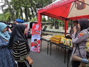 Jelang Hari Bhayangkara Polres Probolinggo Gelar Pasar Murah