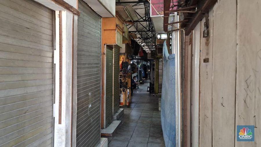 Pasar Ular di Tanjung Priok Jakarta Utara sunyi sepi. (CNBC Indonesia/Chandra Dwi Pranata)