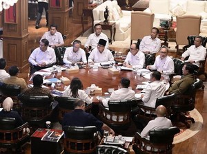 Prabowo Juga Ratas Bahas Percepatan Kopdes Merah Putih di Hambalang Hari Ini