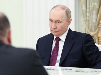 Intelijen Ungkap Rencana Crazy Rich Rusia, Mau Gulingkan Putin!