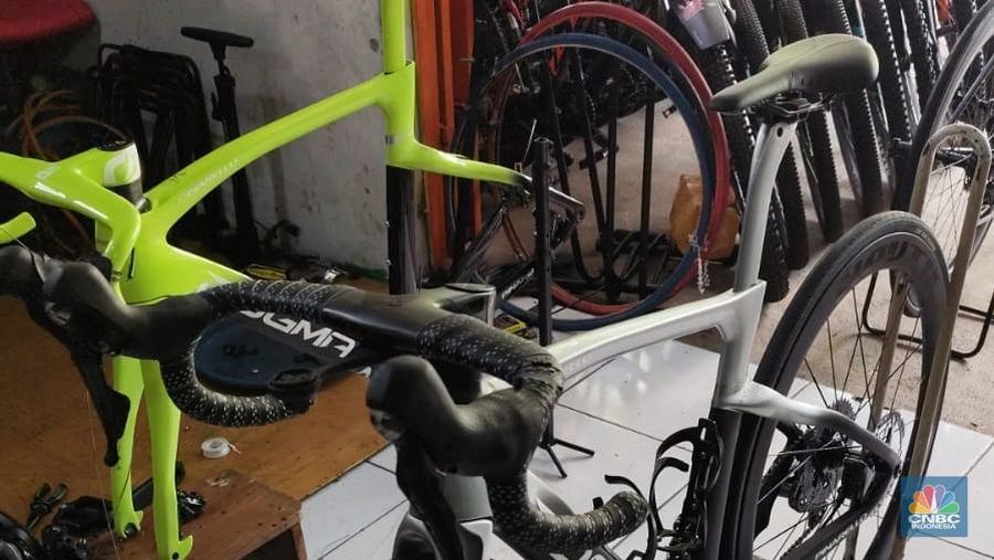 Sepeda Brompton (CNBC Indonesia/Ferry Sandi)