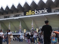 Suasana pengunjung gelaran Allo Fest 2025 yang berlangsung di Istora Senayan, Jakarta, pada Minggu (22/6/2025). (CNBC Indonesia/Tias Budiarto)