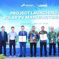 Pertamina NRE & LONGi Luncurkan Proyek Manufaktur Modul Panel Surya