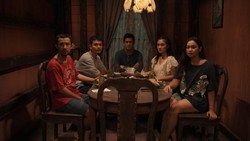 Pernikahan Arwah The Butterfly House Tayang di Netflix, Siap Sambangi Bioskop di 36 Negara
