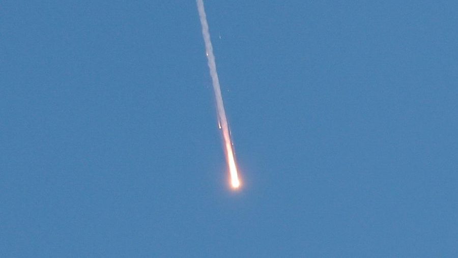 IRAN-NUCLEAR/ISRAEL A missile launched from Iran towards Israel is seen from Tubas, amid the Iran-Israel conflict, in the Israeli-occupied West Bank, June 24, 2025. REUTERS/Raneen Sawafta