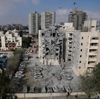 Porak-poranda Israel Dibom Iran Usai Trump Umumkan Gencatan Senjata