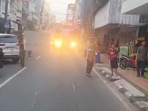 Kebakaran di Bulogading Makassar, Damkar Dikerahkan ke Lokasi