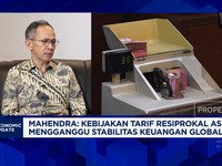 Video: OJK:Stimulus Pemerintah Dorong Bisnis Bank Cs Era Perang Dagang