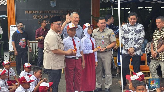Jusuf Hamka Cs Jalan Tol Cs Ikut Bagi-Bagi MBG