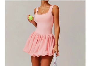 Rekomendasi Outfit Stylish untuk Main Padel, Bikin Kamu Semangat Olahraga
