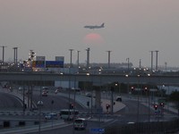 Arab Perang! 21 Maskapai Batalkan Penerbangan, Emirates-Etihad-Garuda