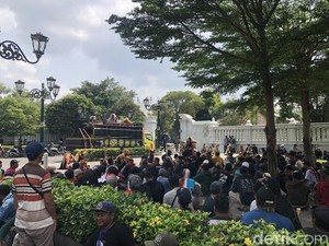 Penambang Sungai Progo Geruduk Kantor Gubernur DIY, Ini Tuntutannya