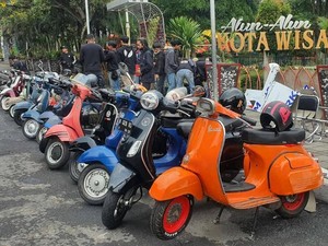 Komunitas Skuter Kota Batu Pertahankan Jargon Satu Vespa Berjuta Saudara