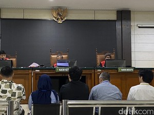 Hakim Sidang Kasus PPDS Anestesi Undip: Tugas Senior Dikerjakan Junior, Lucu!