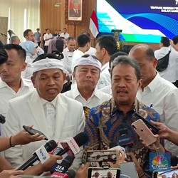 Jabar Langganan Oknum Preman Minta Duit, KDM Ikut Kawal Proyek Rp26 T