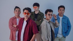 2 Vokalis Band Dipadukan dalam Ketulusan Cinta