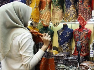 Purbaya Tunda Pajak Pedagang Online, Asosiasi E-Commerce Buka Suara