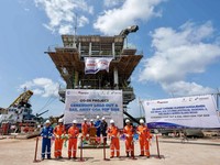 PHE ONWJ Lepas Anjungan Baru Ramah Lingkungan ke Pesisir Laut Jawa