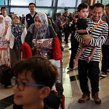 Panas Perang Israel-Iran, Potret 11 WNI Berhasil Dievakuasi Pulang