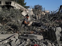 Israel Kembali Gempur Gaza di Tengah Gencata Senjata dengan Iran