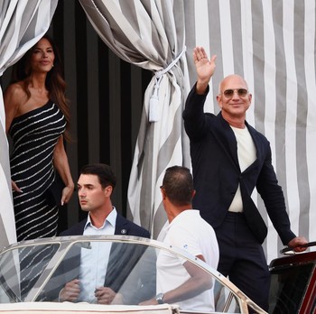 Jeff Bezos Mau Nikah, Orang Terkaya Dunia Siap Gelar Pesta Mewah