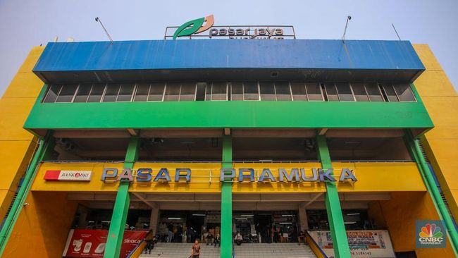 Penampakan Pasar Obat Pramuka Sebelum Pedagang "Digusur" Sementara