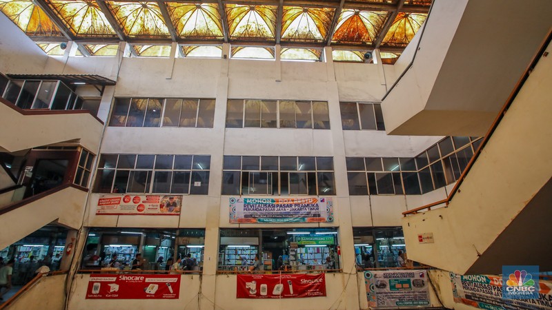 Suasana aktivitas jual beli di Pasar Obat Pramuka, Jakarta, Kamis (26/6/2025). Suasana aktivitas jual beli di Pasar Obat Pramuka, Jakarta, Kamis (26/6/2025). (CNBC Indonesia/Faisal Rahman)